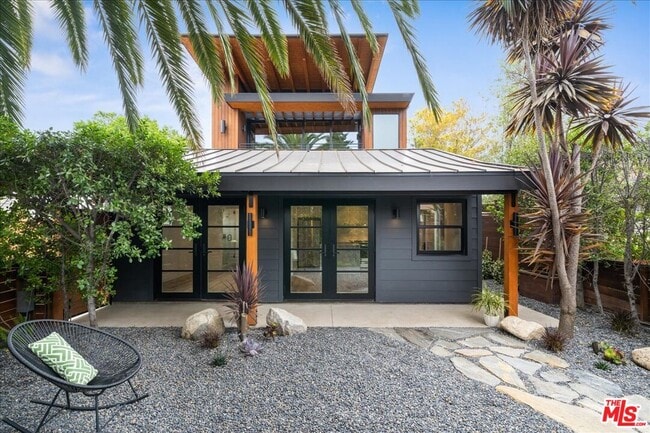 Building Photo - 4027 Moore St