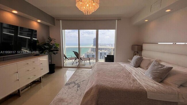 Building Photo - 1830 S Ocean Dr