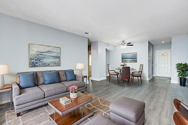 Primary Photo - Bent Creek