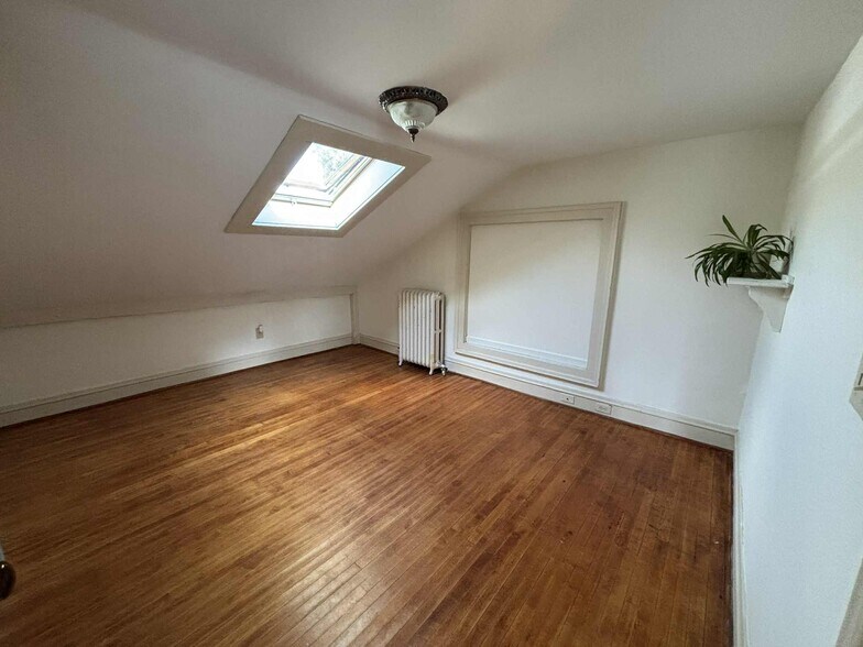 Bedroom 2 - 88 S Willard St