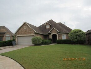 Building Photo - TWO STORY HOME LOCATED IN THE SILVER CREEK...