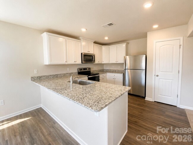 Building Photo - 8100 Derby Wood Ln