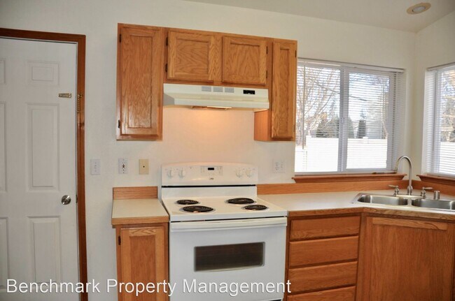 Building Photo - 3 br, 2 bath House - 5769 N. LaChaise Lane
