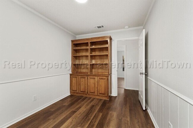 Building Photo - 5104 Andalusia Trail