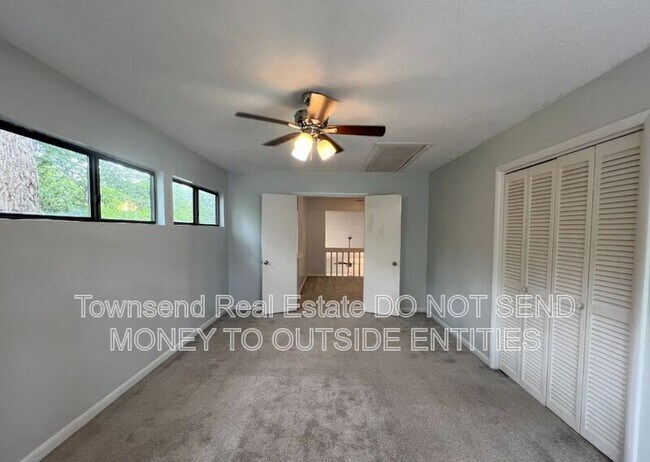 Building Photo - 501 Cypress Trace Dr