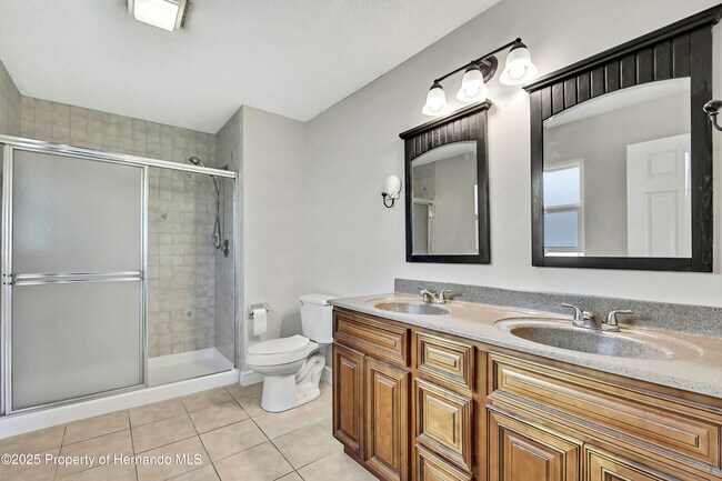 Building Photo - 3276 Rose Arbor Dr