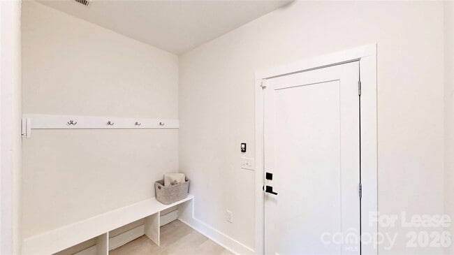 Building Photo - 1220 Lomax Ave