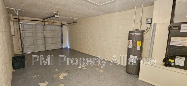 Building Photo - 259 Hill St