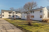 Building Photo - 1131 Lyon St NE