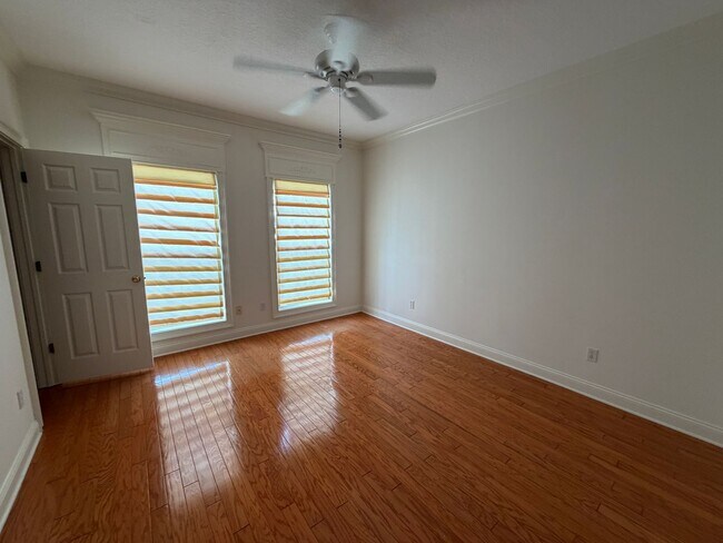 Building Photo - 105 Serenity Ln
