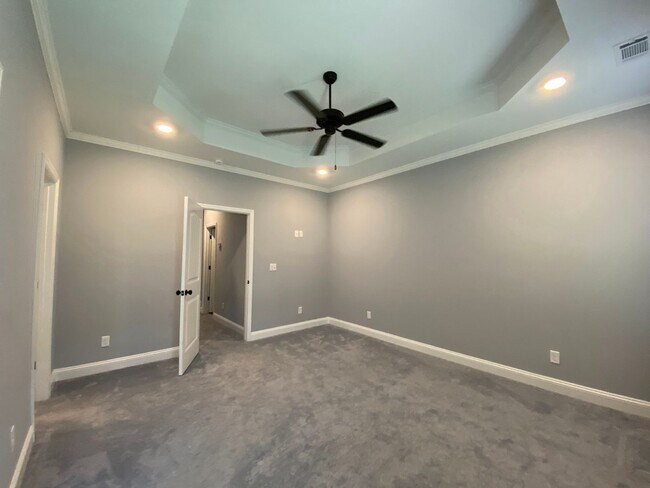 Building Photo - 70 Rachel Avenue