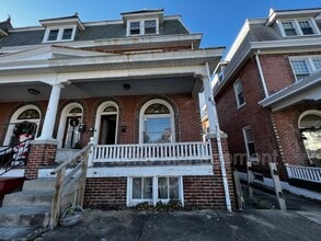 Building Photo - 224 W Franklin St