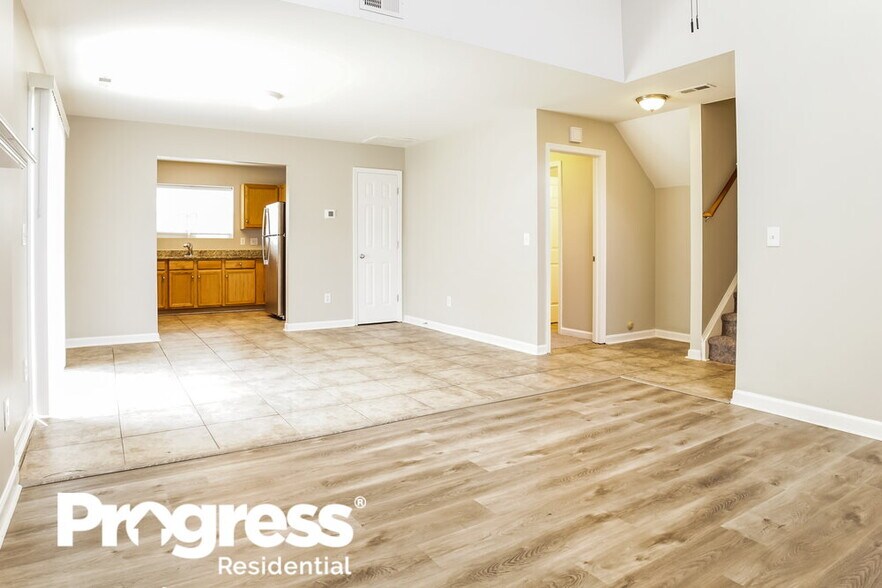 Building Photo - 2123 Craver Mdws Ct