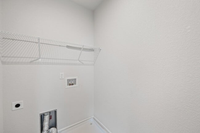 Building Photo - New Contruction Rental in the Reserve of G...