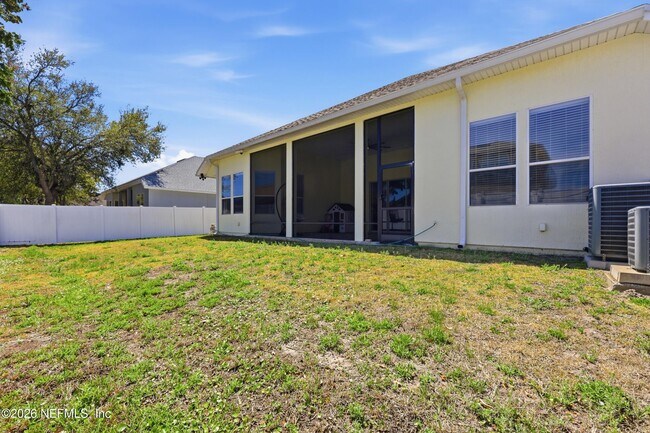 Building Photo - 14447 Cherry Lake Dr W