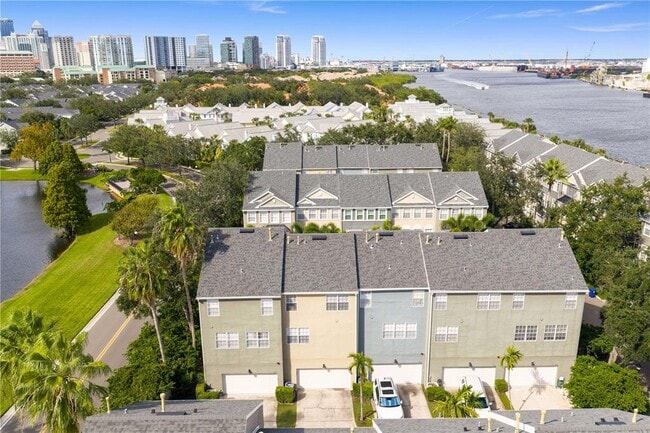 Building Photo - 1427 Harbour Walk Dr