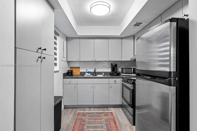 Building Photo - 5920 NE 2nd Terrace