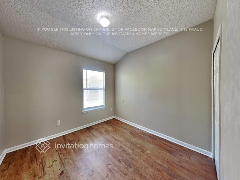 Building Photo - 1068 Moosehead Dr