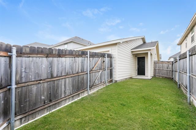 Building Photo - 5508 Shore Point Trl