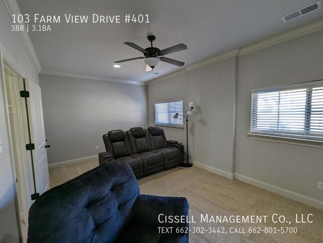 Building Photo - 103 Farm View Drive #401