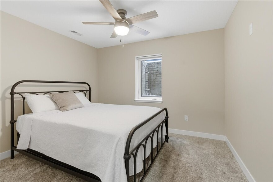 Basement Bedroom - 812 Clay St