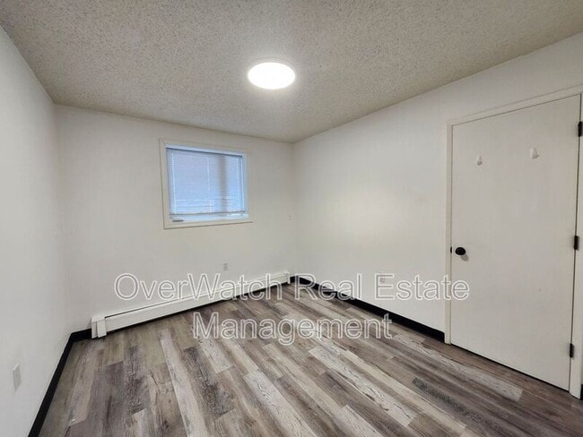 Building Photo - 1509 W 45th Ave