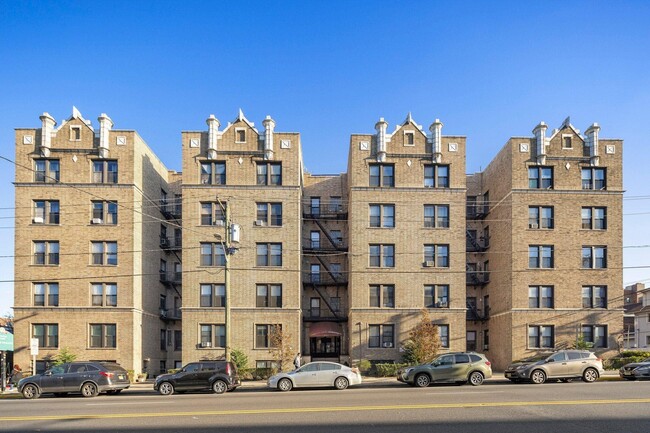 Building Photo - 2700 John F. Kennedy Blvd