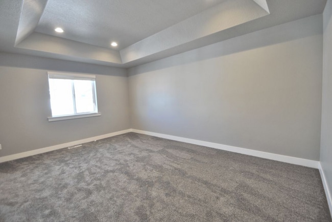 Building Photo - 2031 N 350 E