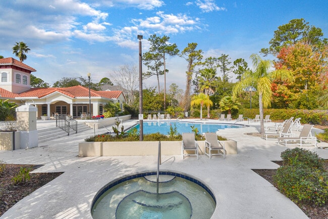 Building Photo - 2221 Vista Cove Rd