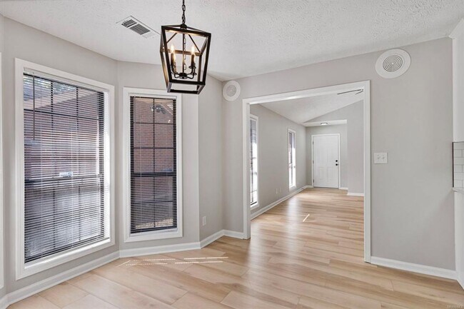 Building Photo - Spacious 3BR/2BA Home In Montgomery, AL