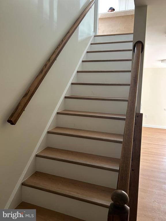 Building Photo - 2703 Deer Ridge Dr