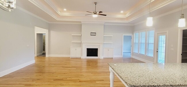 Building Photo - 5848 Vlg Rdg Wy