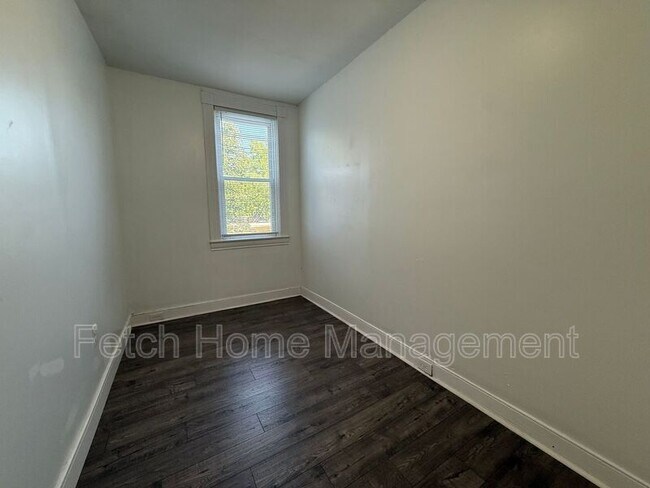 Building Photo - 138 Coral St