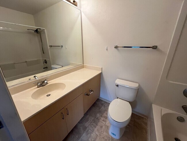 Building Photo - Havens of I'i Vistas (Mililani Mauka) - 3 bedroom, 2 bathroom, AC, 2 parking, upstairs corner unit