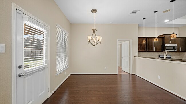 Building Photo - 8602 Austin Thomas Dr