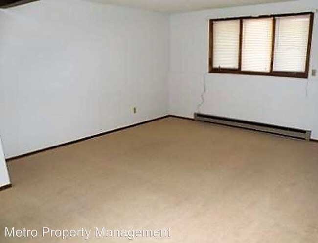 Building Photo - 287-309 Aristocrat Dr