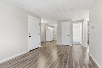 Building Photo - 2914 N Hogan St