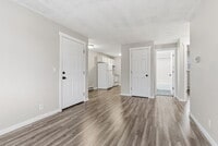 Building Photo - 2914 N Hogan St