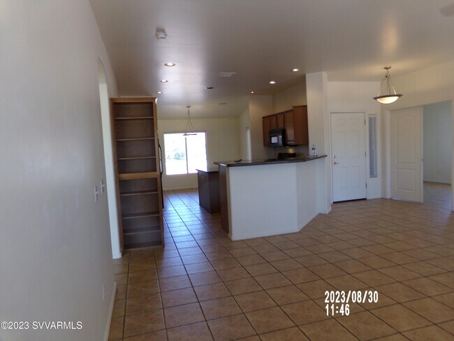 Building Photo - 1095 S Forest Ridge Dr
