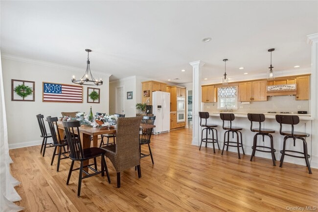 Building Photo - 144 Manor Ln