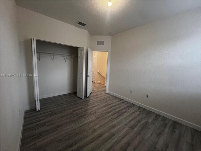 Building Photo - 11989 SW 150th Pl