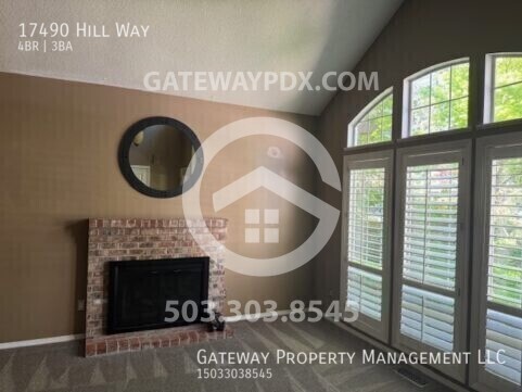 Building Photo - 17490 Hill Way