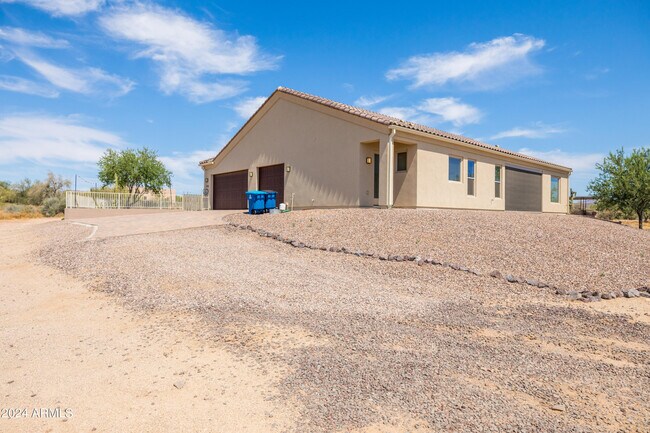 Building Photo - 17102 E Las Piedras Wy