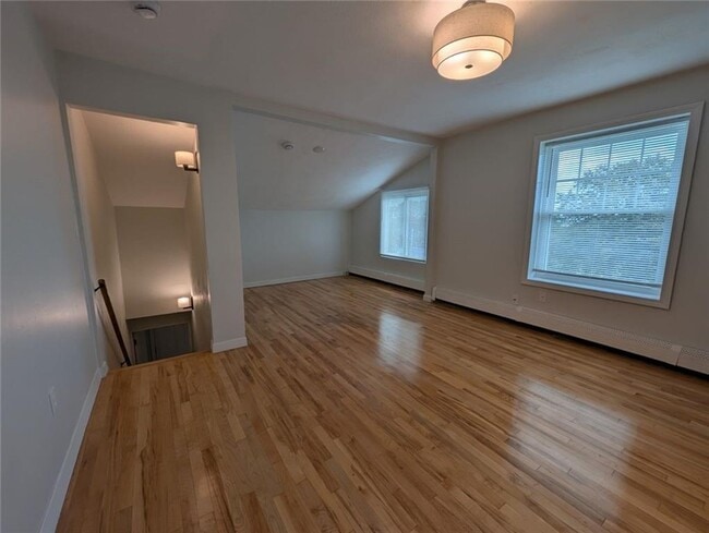 Building Photo - 444 Woodward Rd