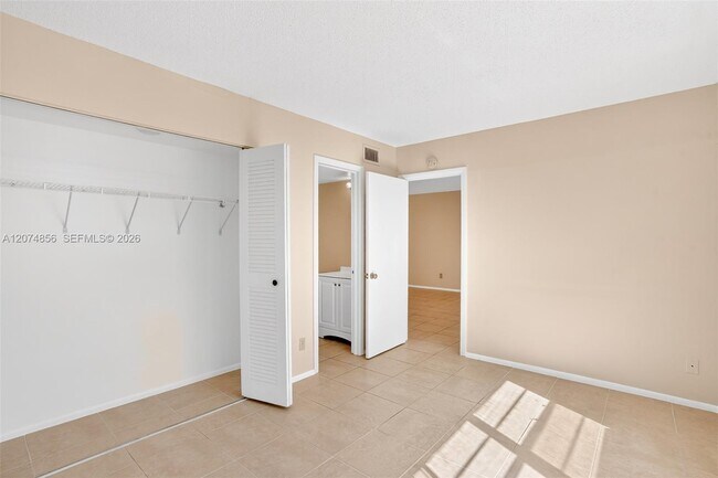 Building Photo - 7500 NW 30th Pl
