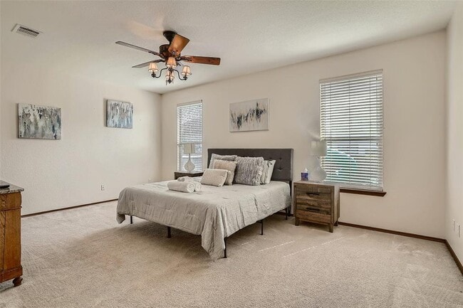 Building Photo - 1639 Bayland St