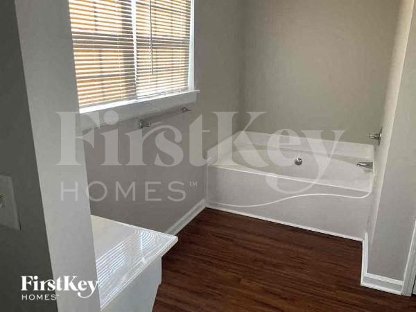 Building Photo - 2522 Halcyon Way