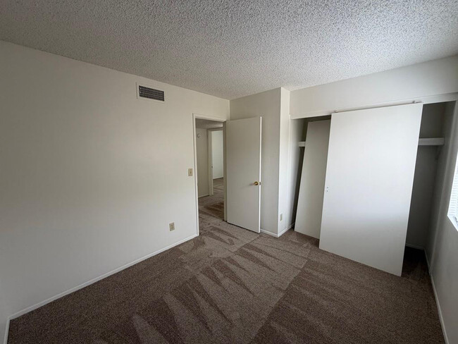 Building Photo - 5102 E Bannock St