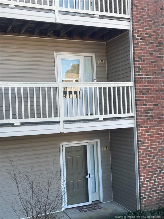 Building Photo - 663 Bartons Landing Pl