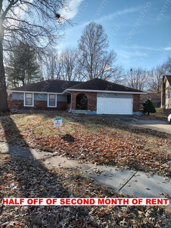 Building Photo - 2836 S Ann Ave